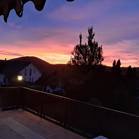 Panorama Joy - Stilvolle Gemuetlichkeit Mit Weitblick * שמאלנברג